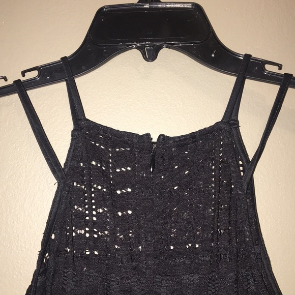 Express crochet lace dress - Picture 4 of 5